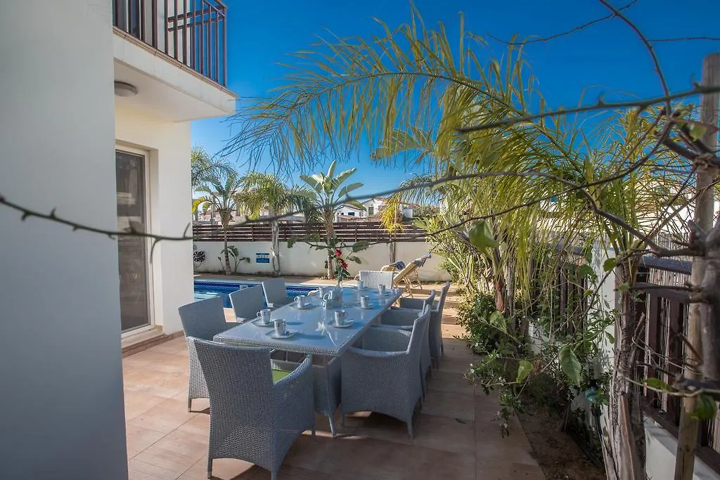 Meena Villa Protaras
